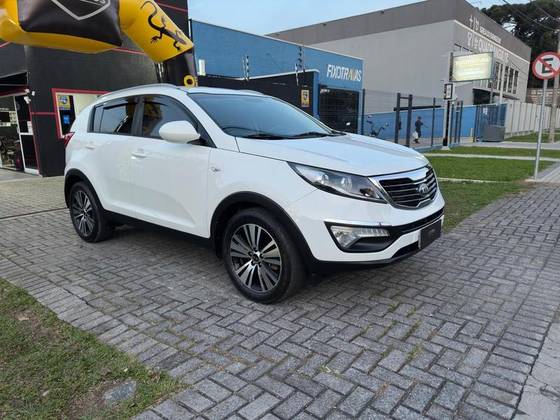KIA SPORTAGE 2.0 LX 4X2 16V FLEX 4P AUTOMÁTICO KIA SPORTAGE 2.0 LX 4X2 16V FLEX 4P AUTOMÁTICO